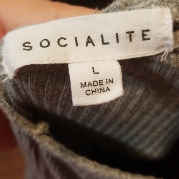 Gray Tunic with Cutouts - Picture 3 of 6